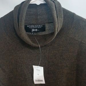 Banana Republic Luxury Blend NWT